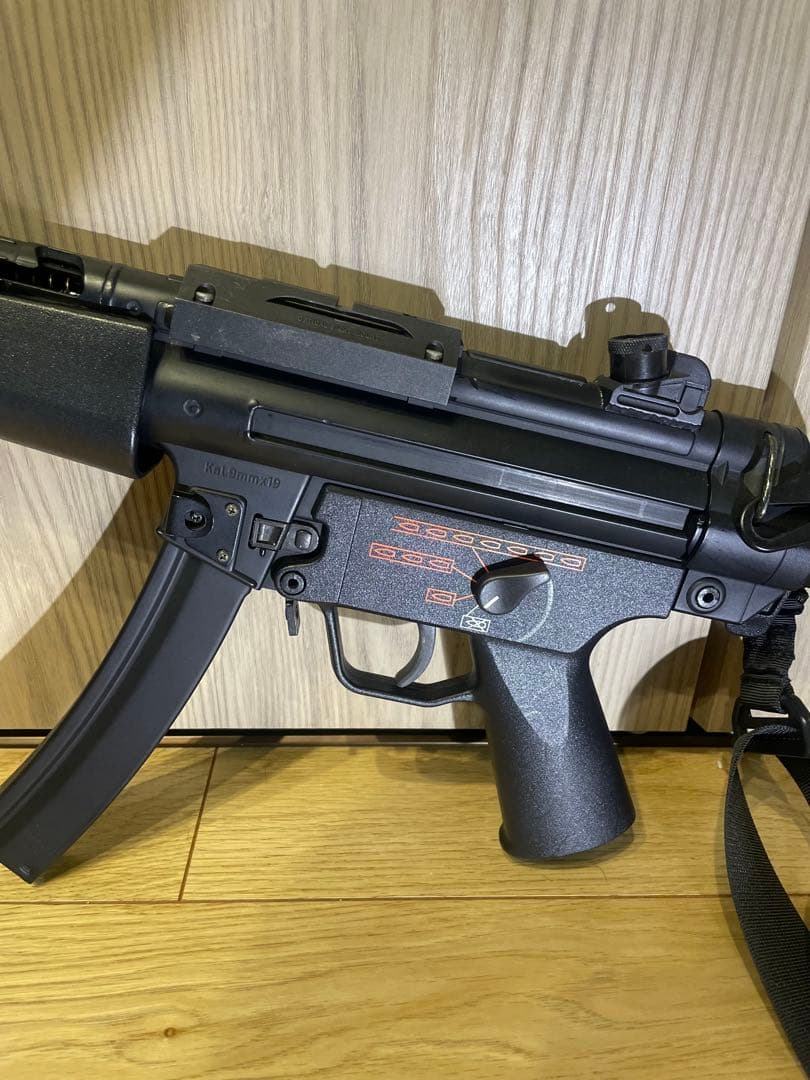 東京マルイ　電動ガン　mp5-j