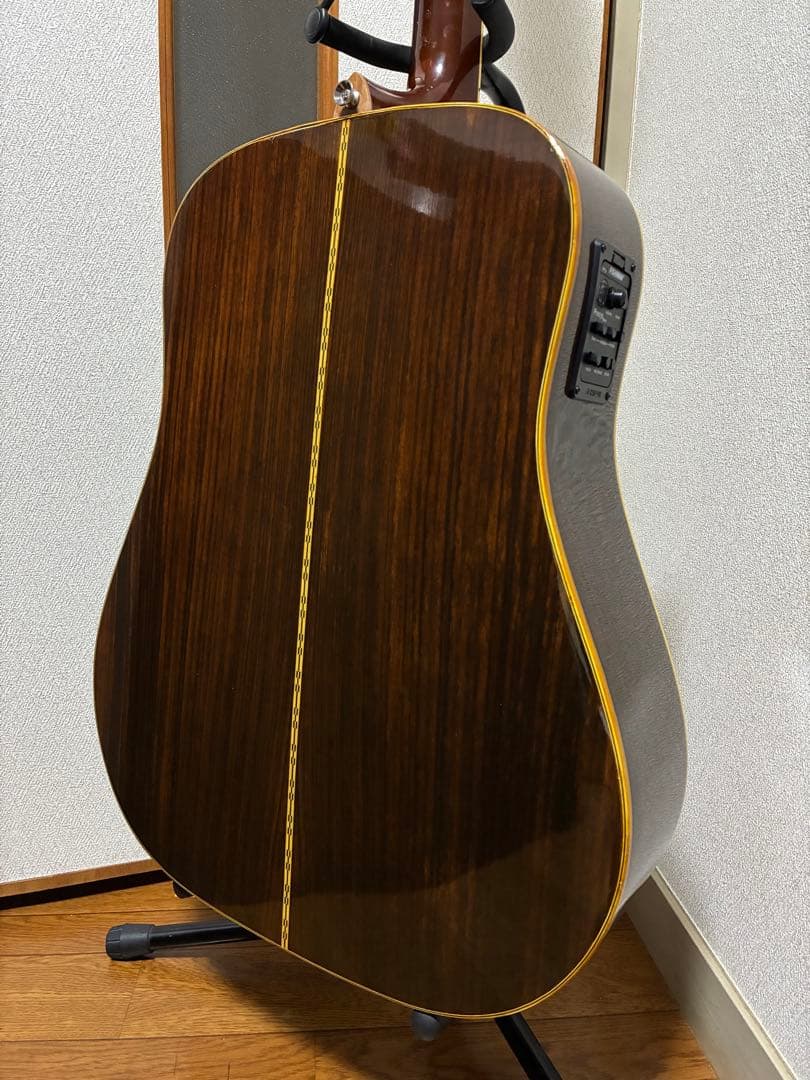 Westone(ウェストン)MW30 改造品フルアコ