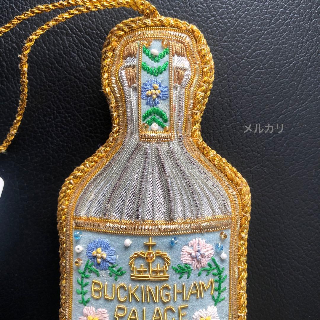 新品　ロイヤルコレクショントラスト　バッキンガム宮殿　ジン　ボトル　オーナメント