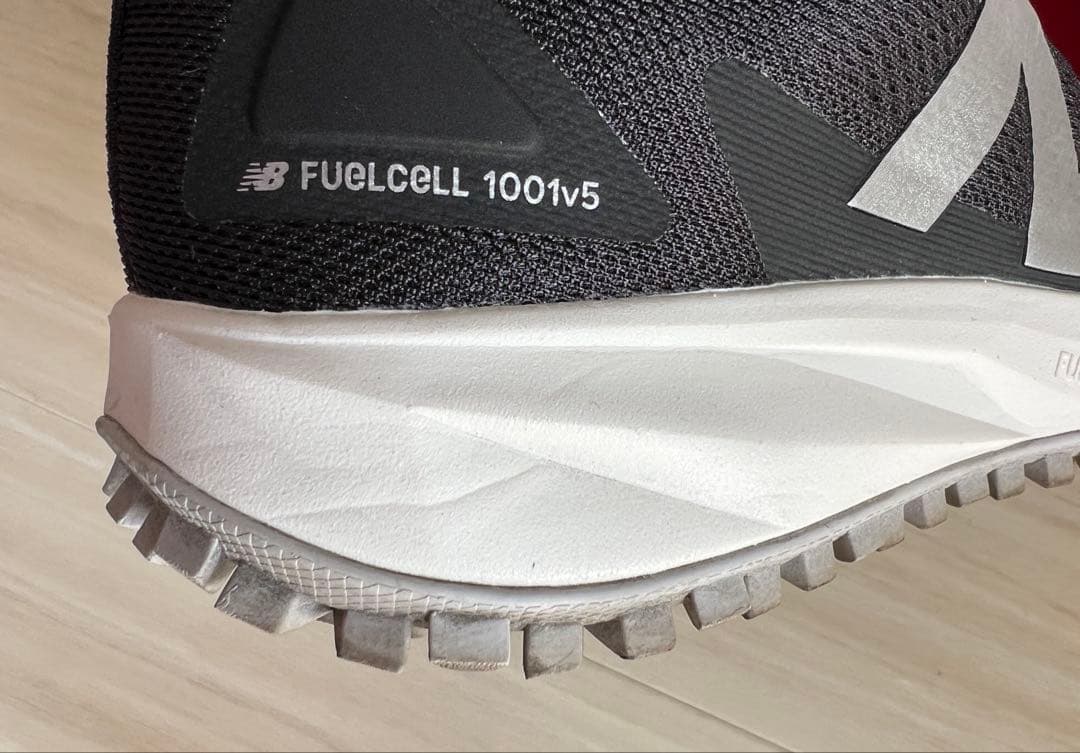 ニューバランス FuelCell 1001 v5 BOA UGS1001F