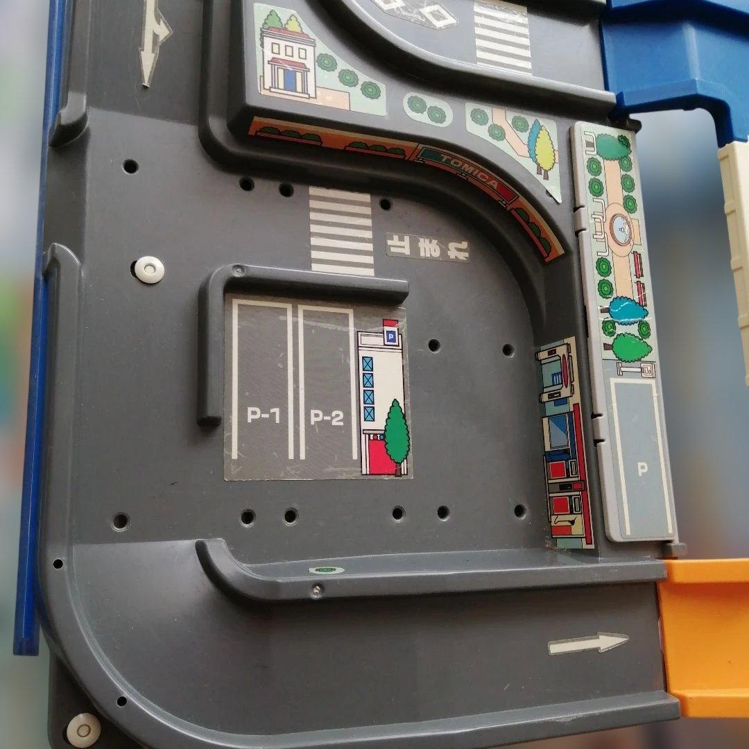 ミニカー用組み立て式駐車場