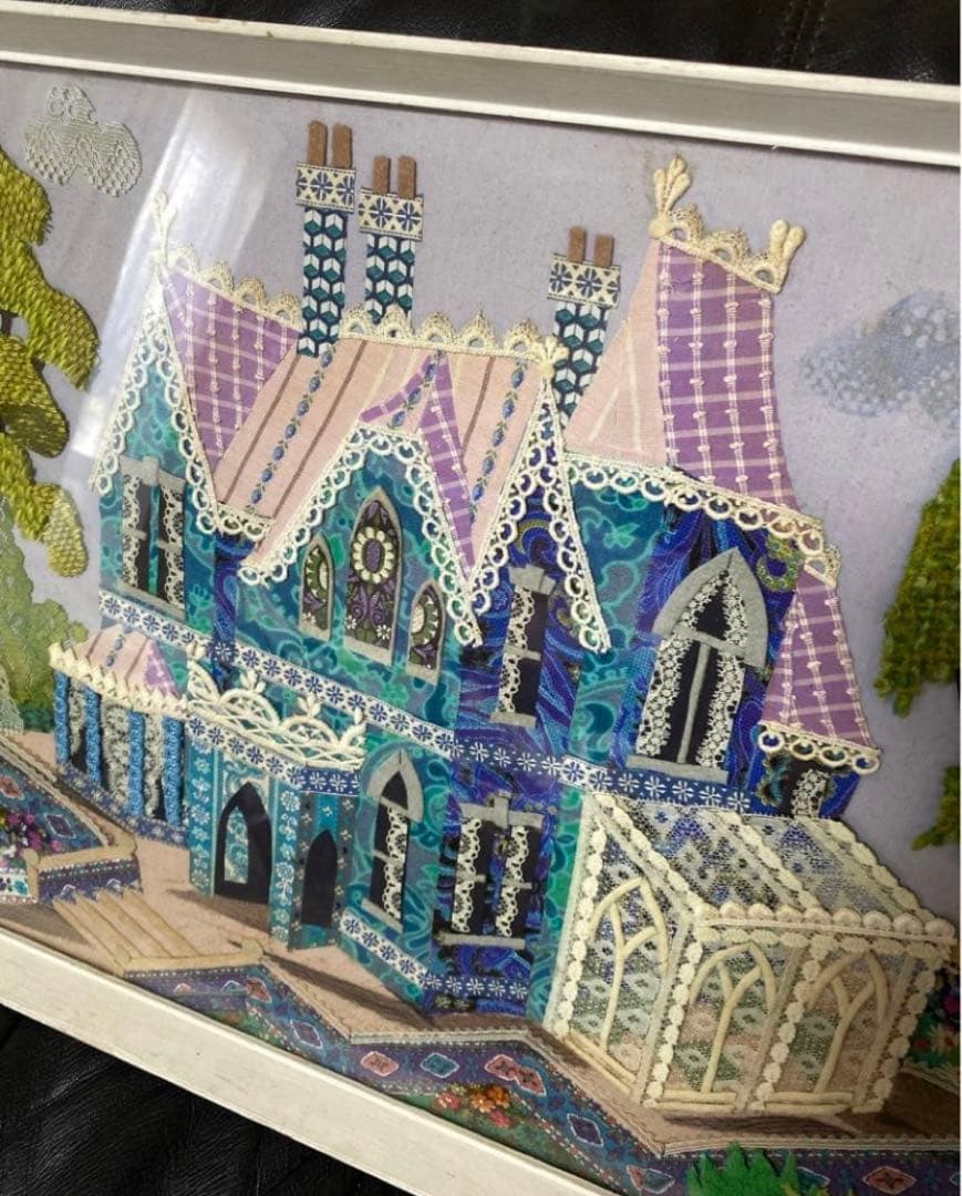 イギリス作家　Joan Dawson England コラージュ　可愛い家