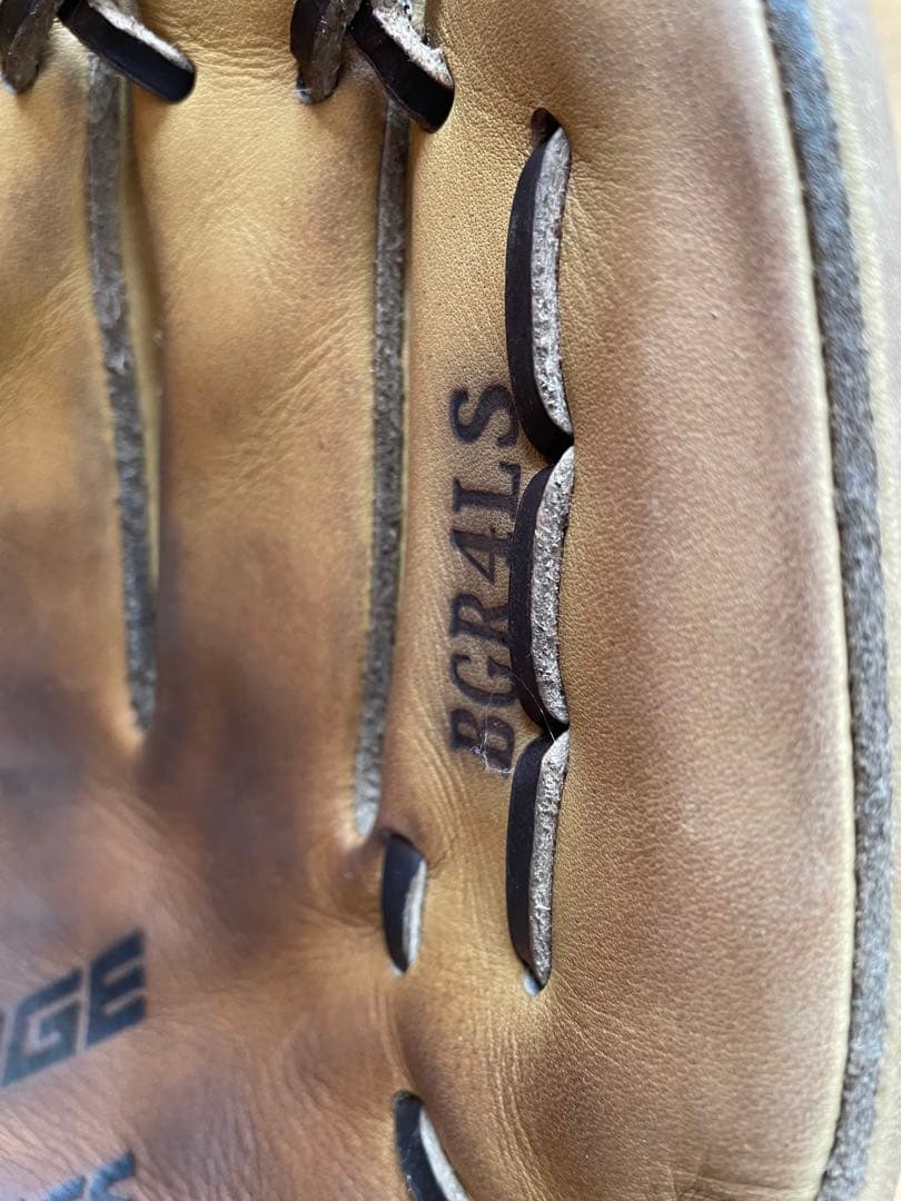 アシックス　ゴールドステージ