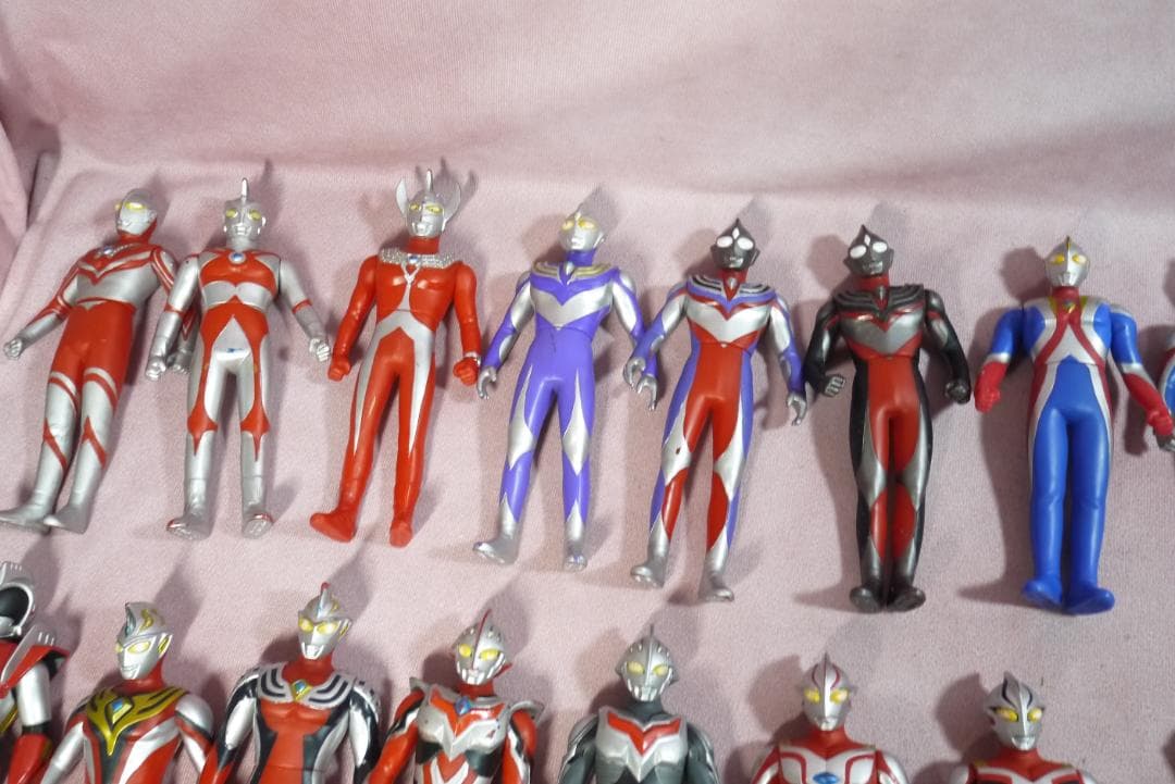 ウルトラヒーローシリーズ800サイズ　500サイズ　ソフビ　56体