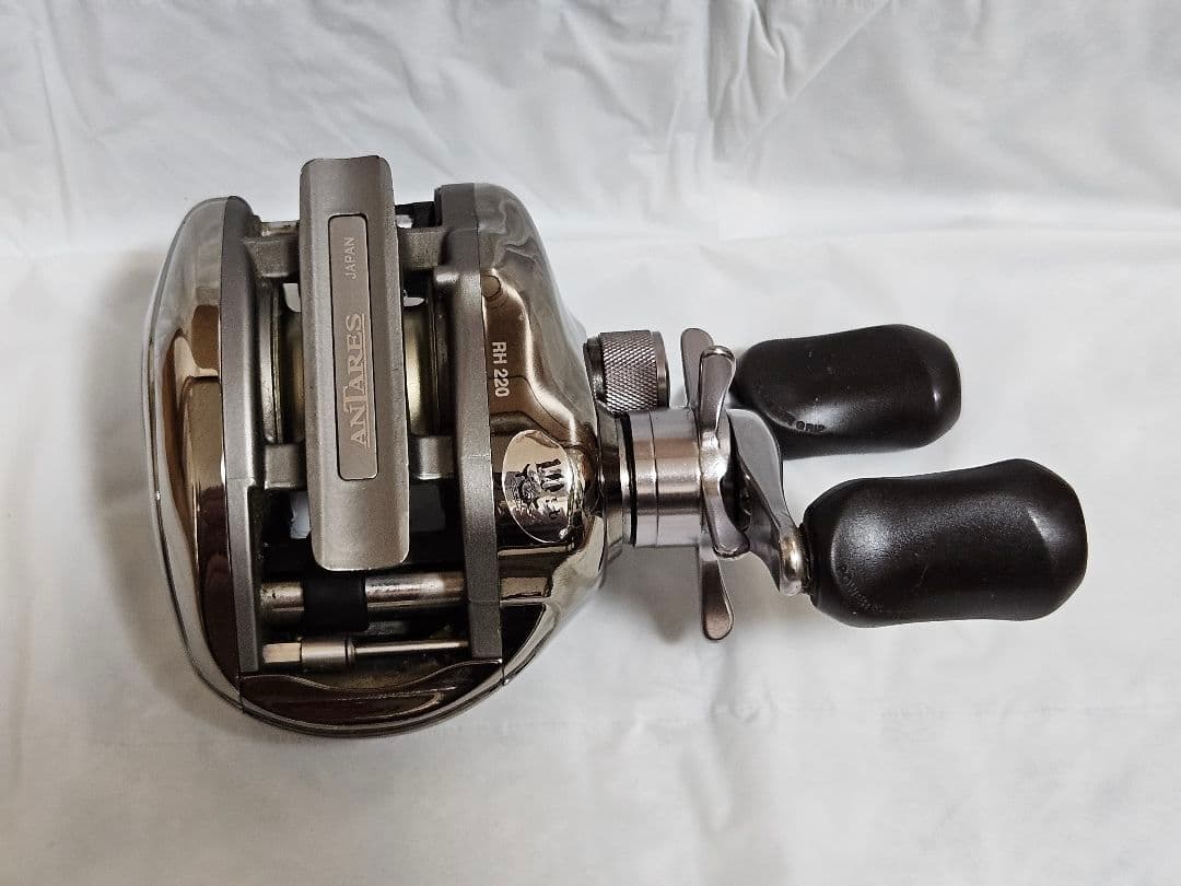 Shimano Antares ベイトリール