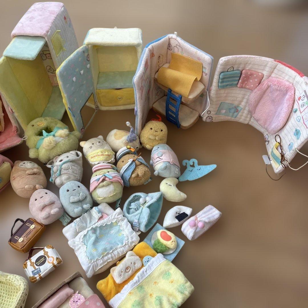 すみっコぐらし　ぬいぐるみと家具セット