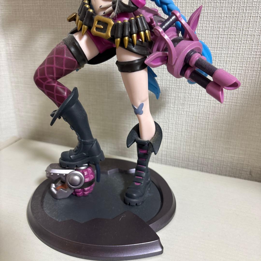ジンクス UNLOCKED スタチュー フィギュア