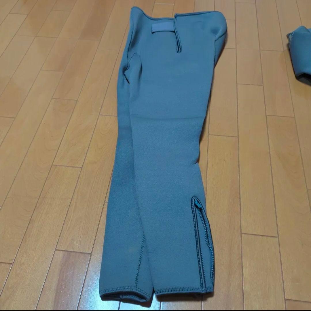 セパレートウェットスーツサイズMB