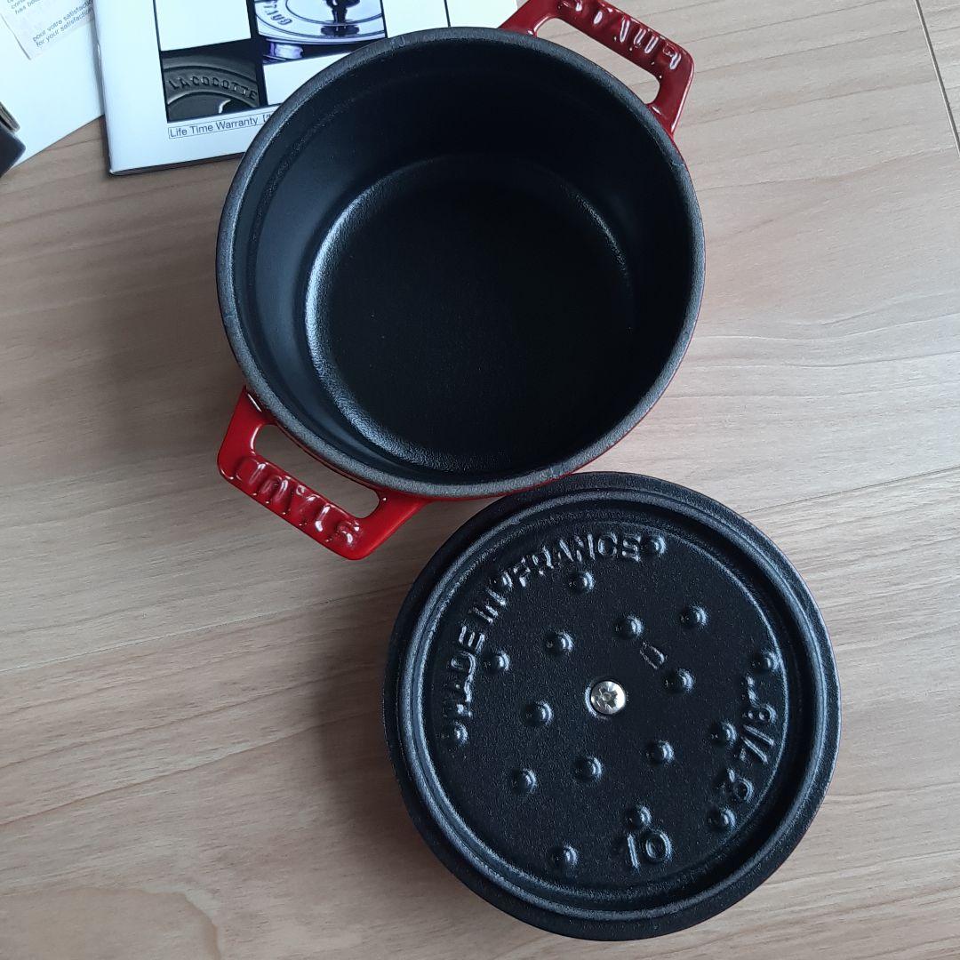 ストウブ　ココット　ラウンド　10cm チェリー　ピコ　IH対応　STAUB 赤