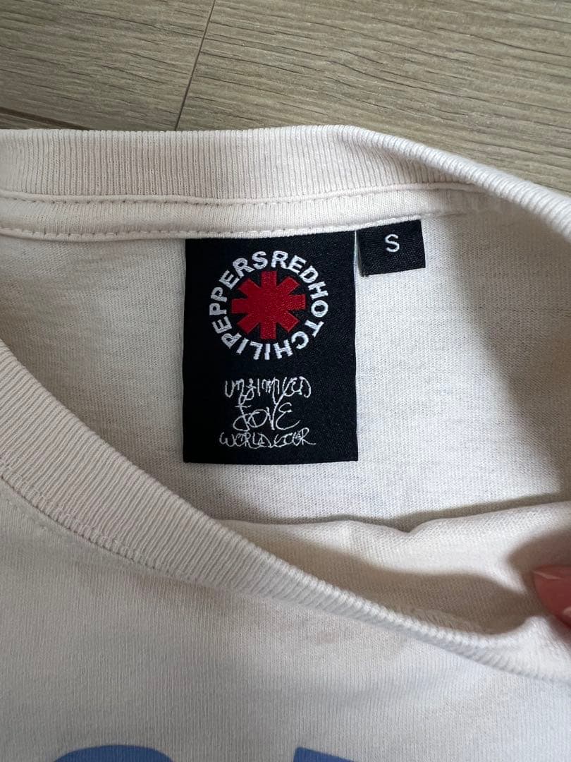 レッドホットチリペッパーズ　ツアーTシャツ