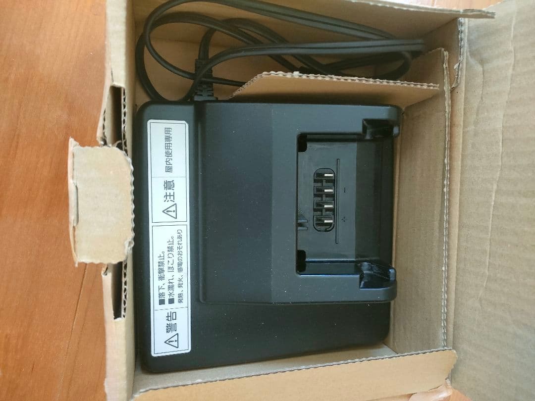 Panasonicパナソニックアシスタント自転車 充電器　NKJ075Z　013