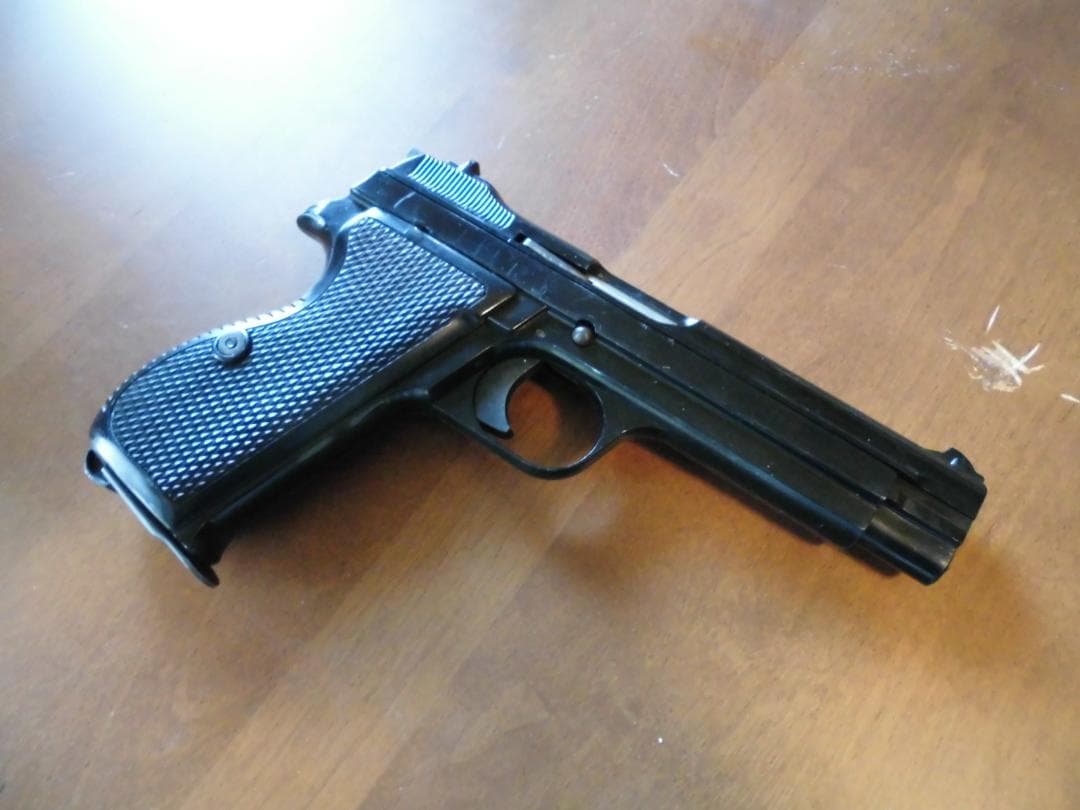 MGC SIG P210 SPGモデルガンプラスチック製
