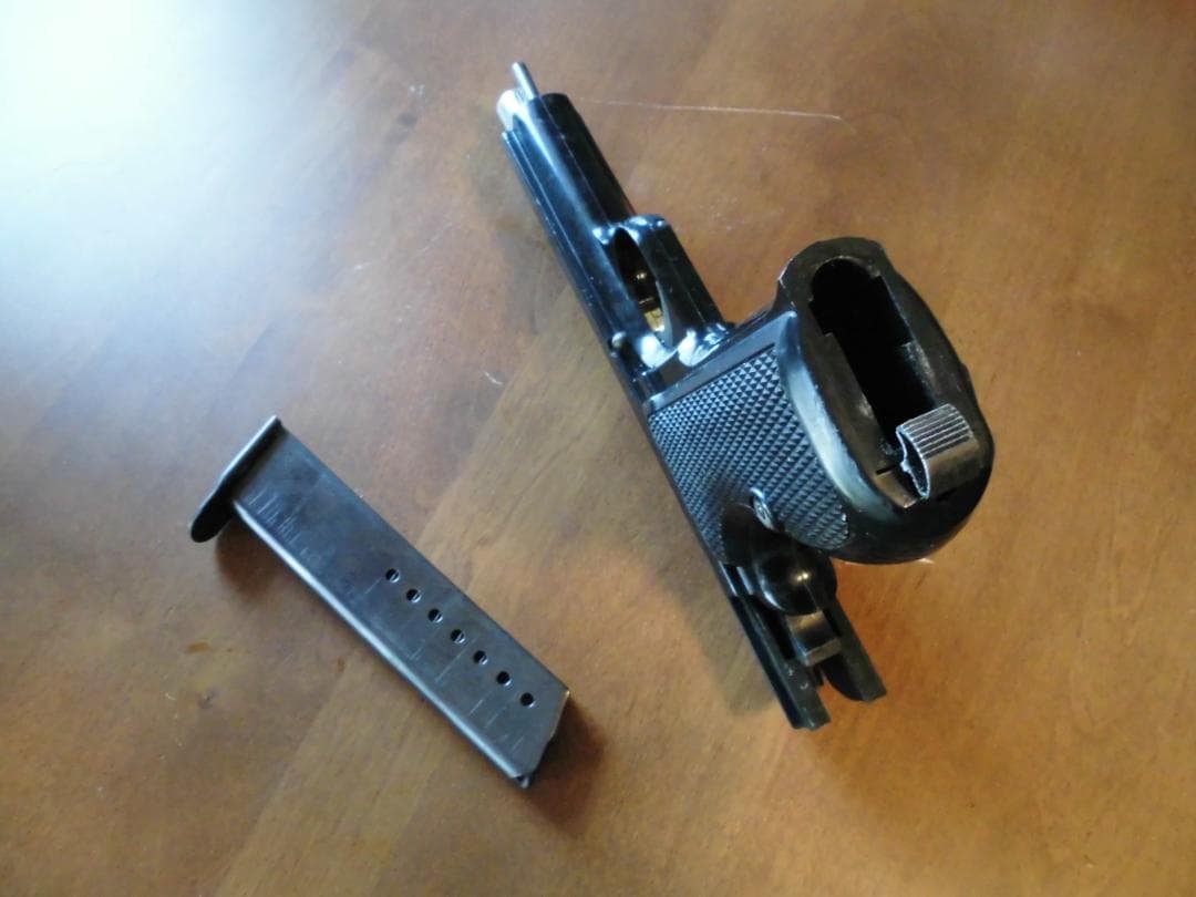 MGC SIG P210 SPGモデルガンプラスチック製
