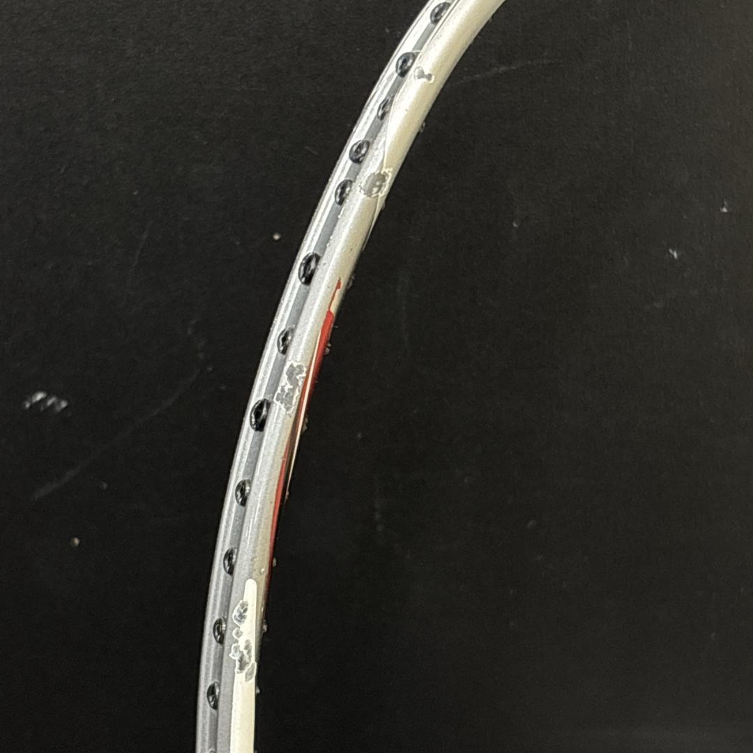 YONEX　ヨネックス　ARCSABER　7　バトミントンラケット　ガット無し