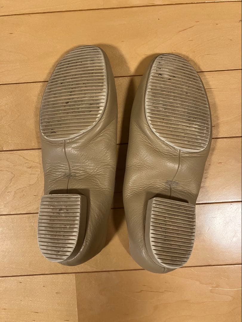 Chacott バトントワリングシューズ ベージュ　23.5 紐未使用　箱有