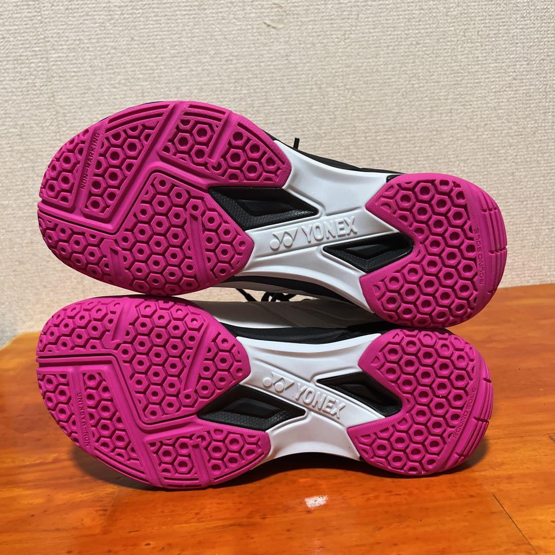 ❀未使用品 ヨネックス パワークッション ピンク 22cm バドミントンシューズ