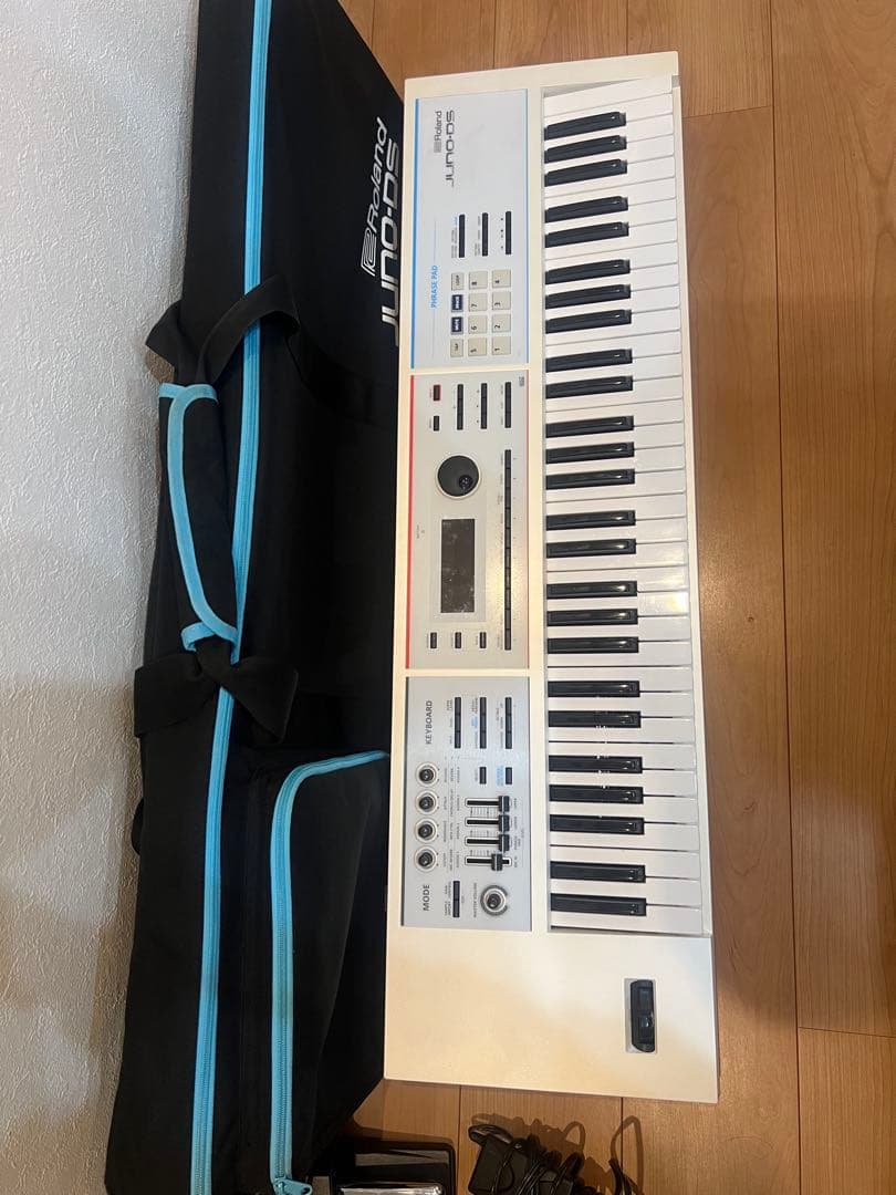 Roland JUNO-DS61 (付属品あり) ※要備考欄