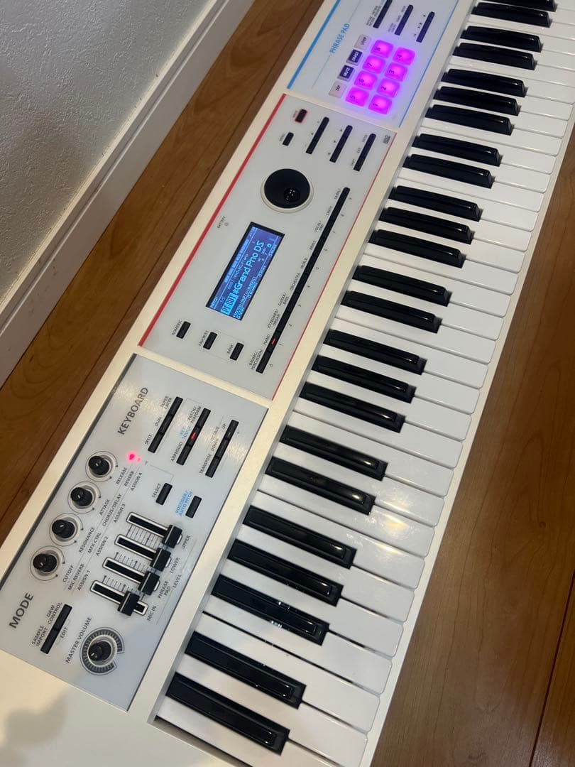 Roland JUNO-DS61 (付属品あり) ※要備考欄
