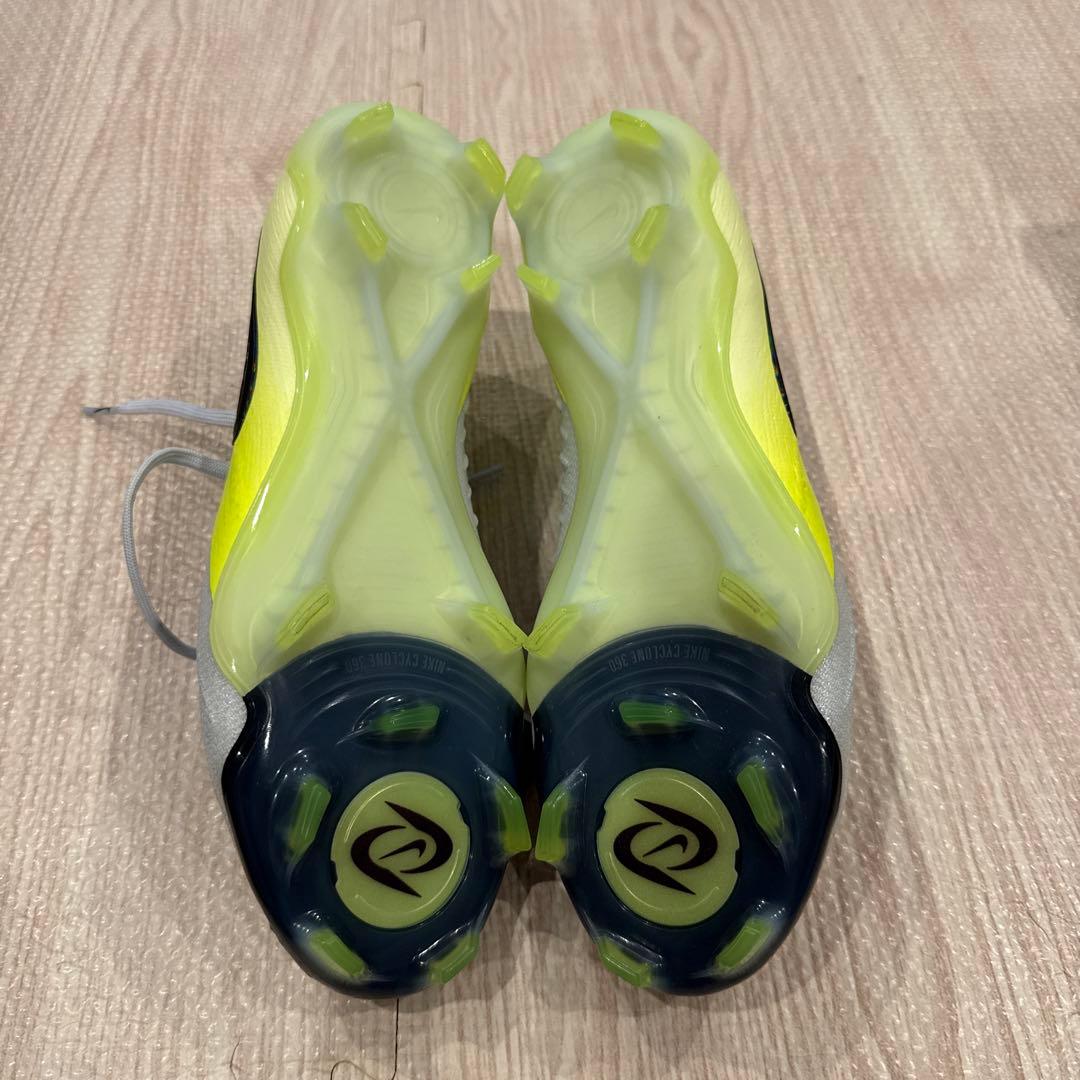 Nike サッカーシューズ FJ2599-003 グレー/イエロー