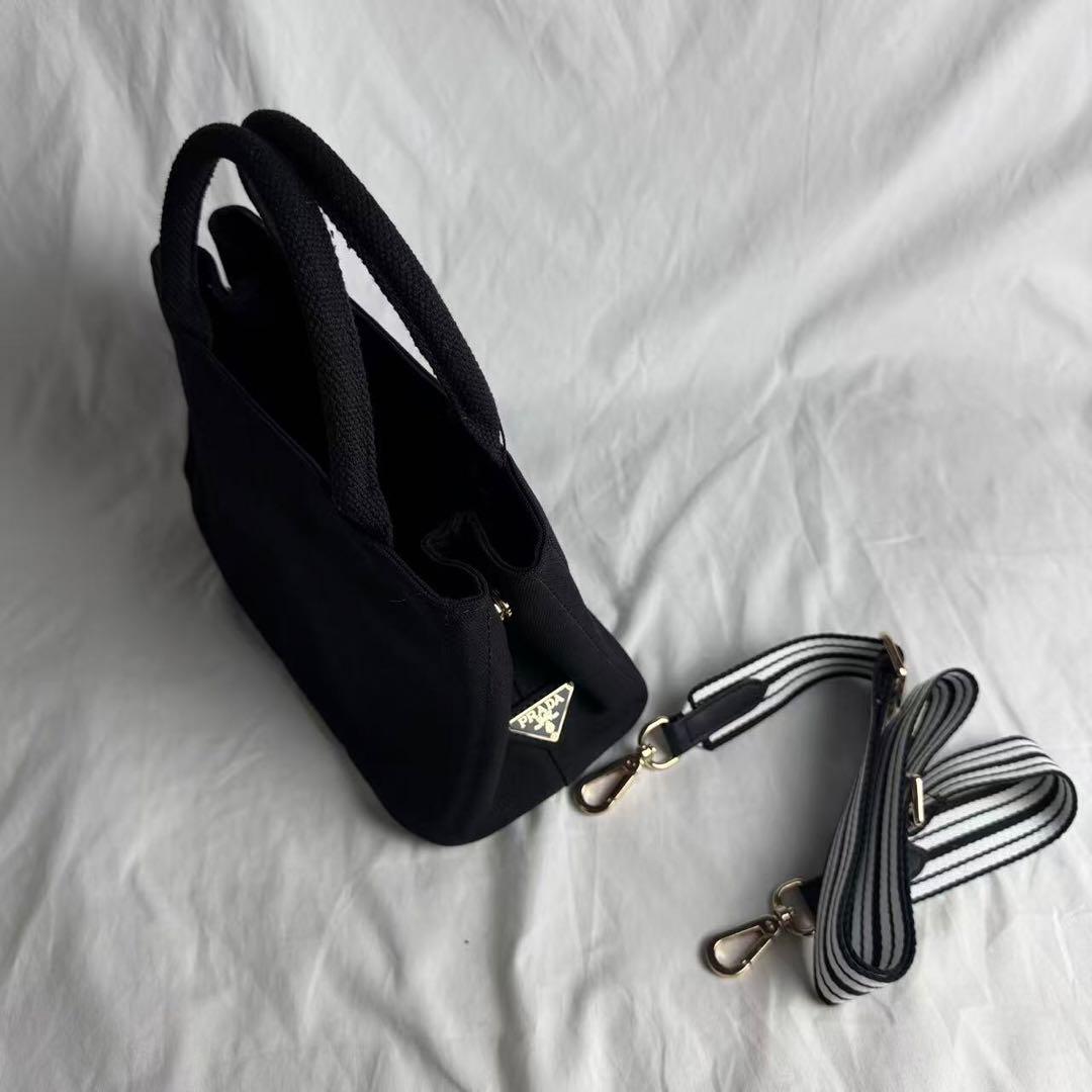 PRADA ノベルティ 2way ショルダー付 ハンドバッグ ブラック