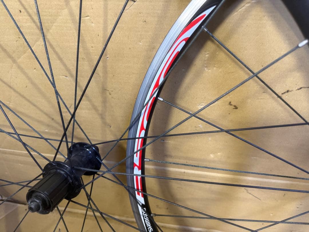 シマノ　WH-R500 700c クリンチャー　ホイール