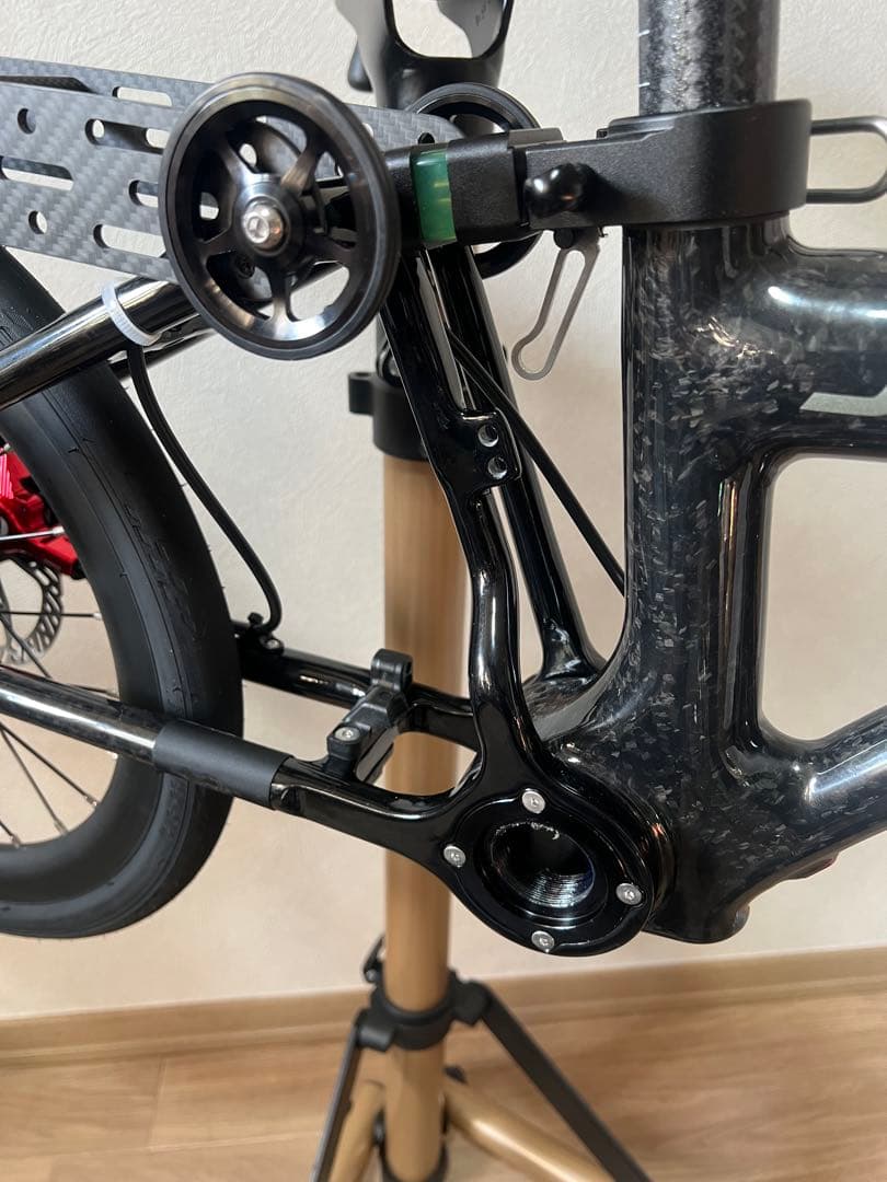 カーボンフレーム 電動変速 Brompton系 折りたたみ自転車 16インチ
