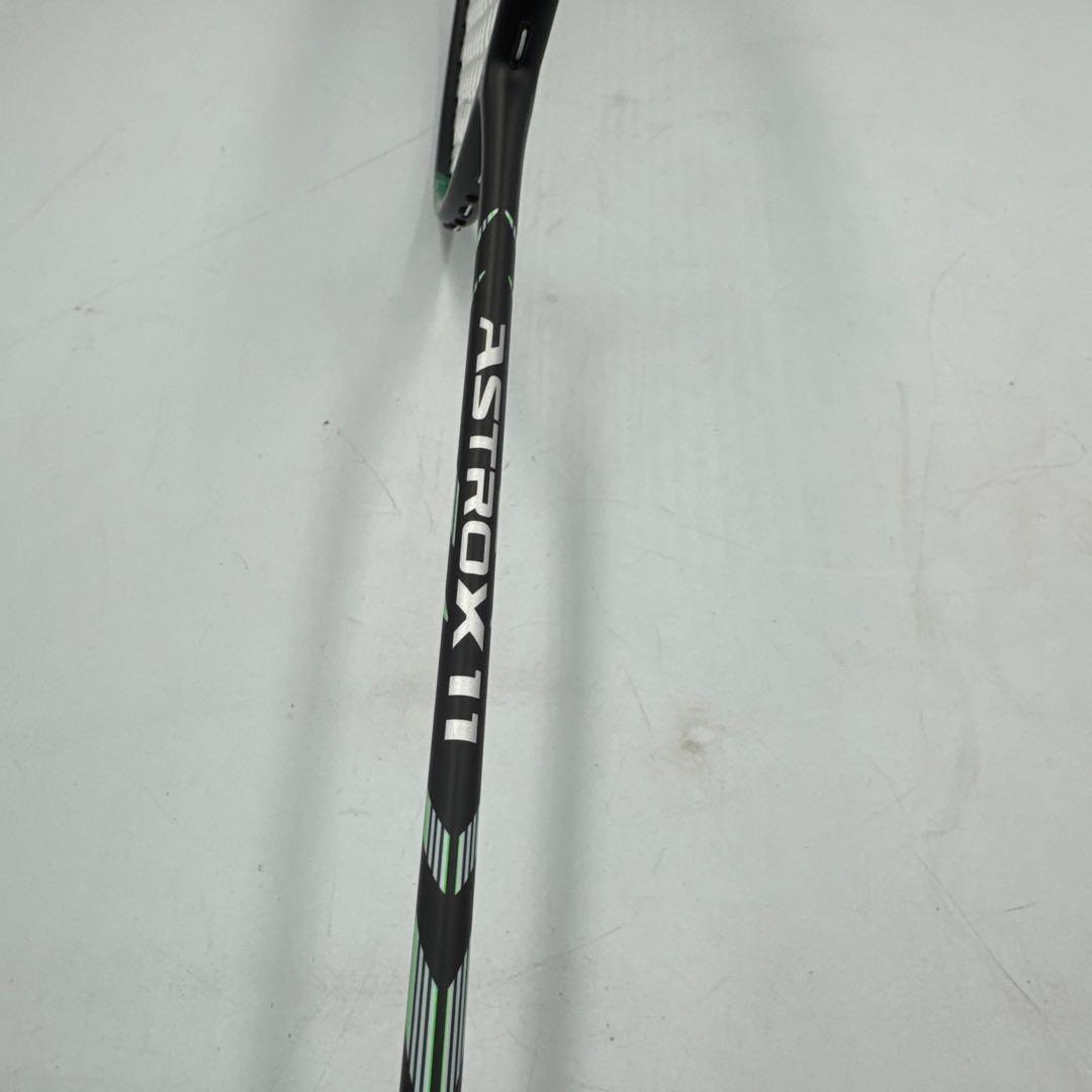 ③YONEX アストロクス11 ヨネックス