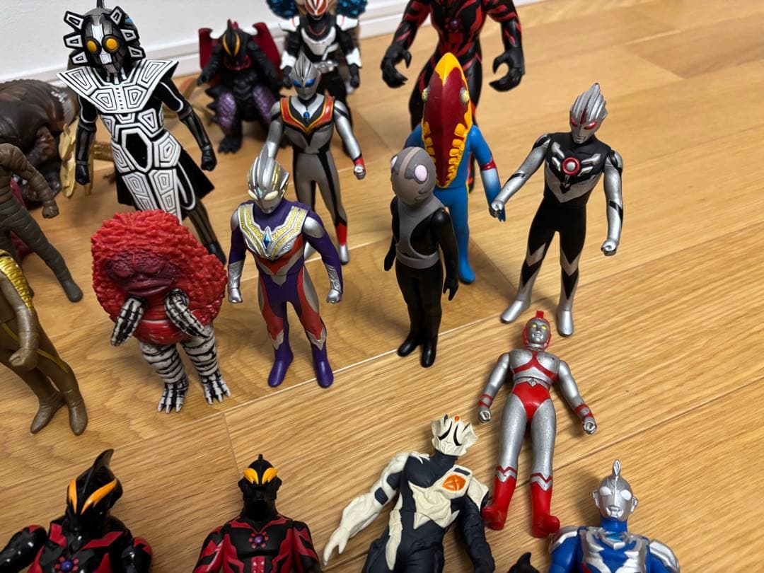 ウルトラマン　ソフビ　まとめ売り　フィギア　50体