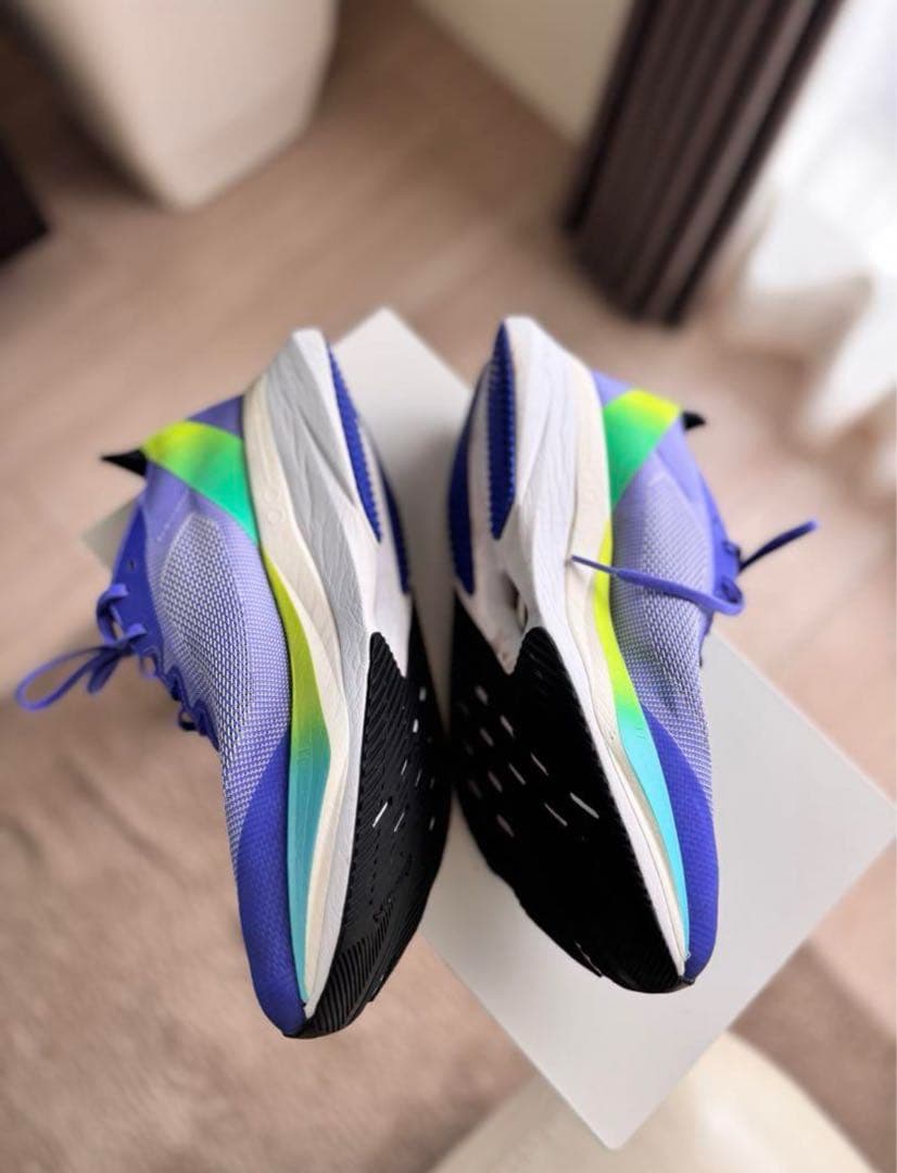 美品 adidas ADIZERO BOSTON 12 アディゼロ ボストン12