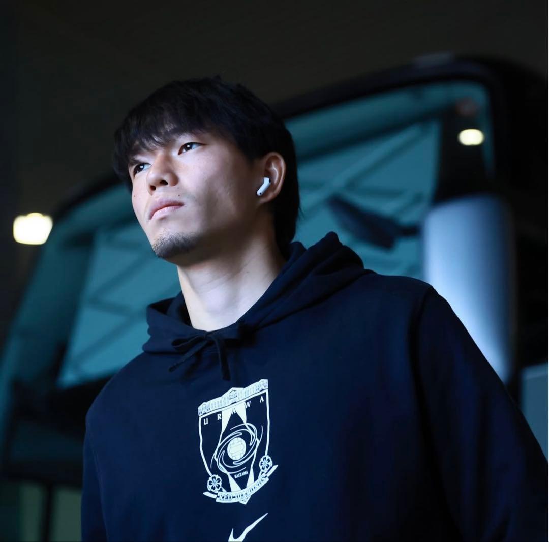 浦和レッズ　パーカー　NIKE URA HOODIE FT CWC Lサイズ