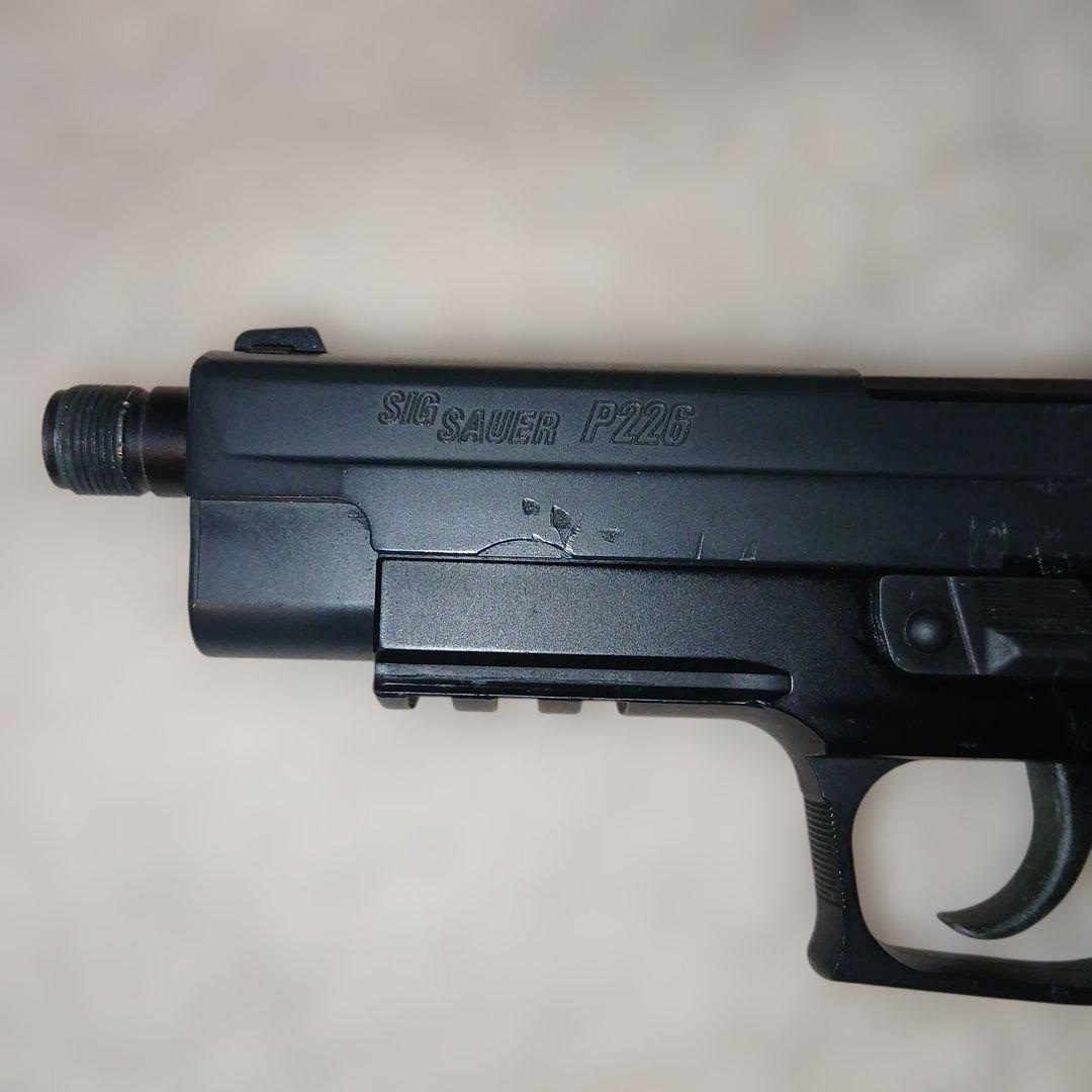 東京マルイSIG SAUER P226 E2 ガスブローバック カスタム