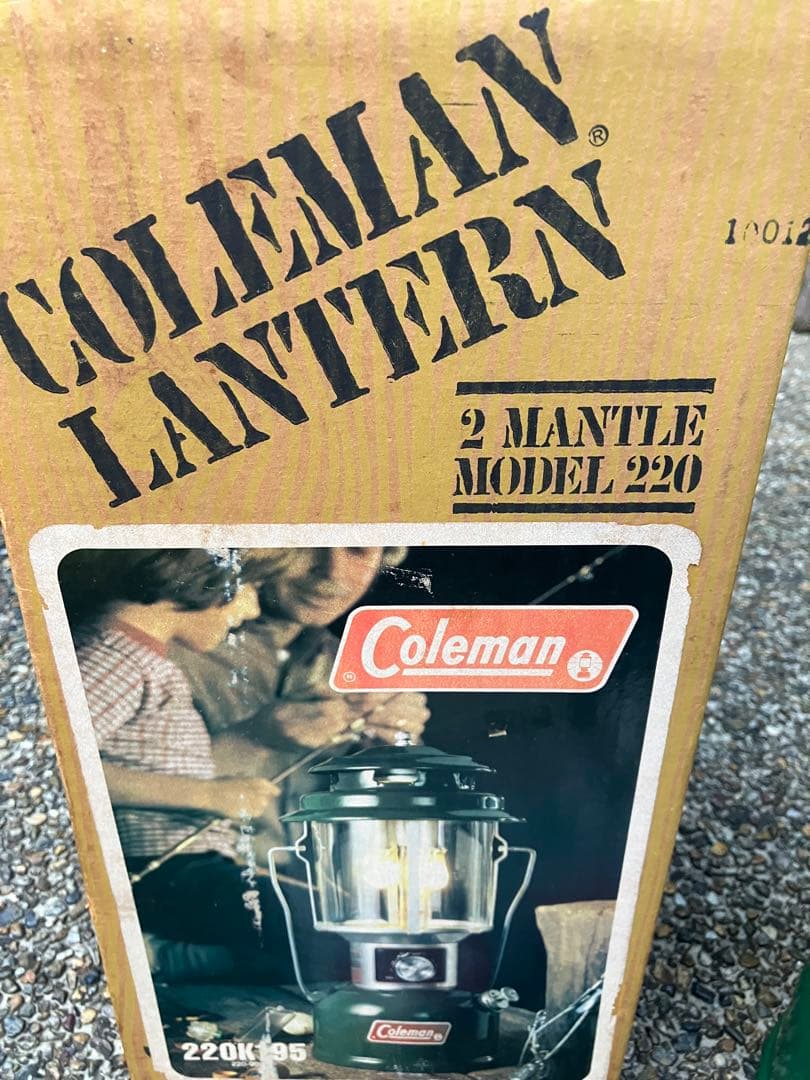 Colemanビンテージランタン　ガソリンランタン　コールマン　220k