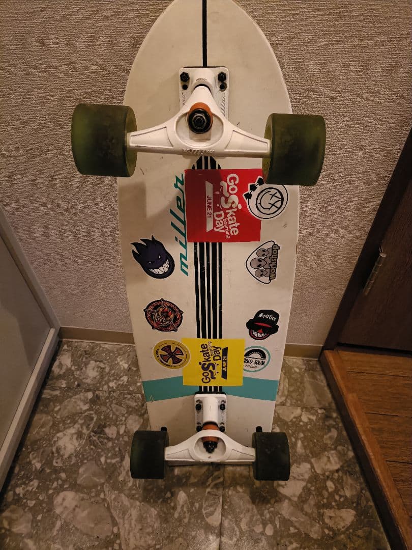 ミラー サーフスケート