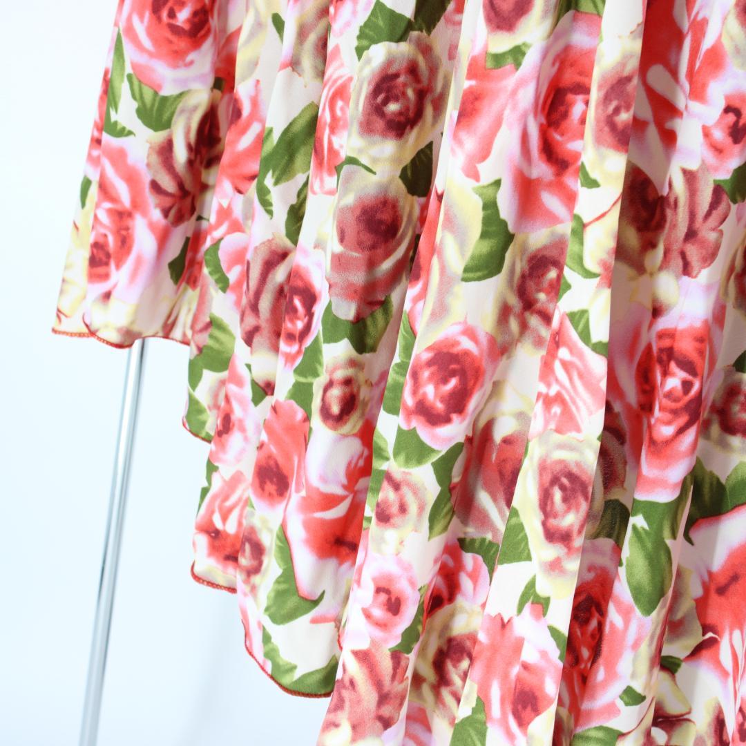 【美品 社交ダンス衣装】上下セット トップス スカート バラ 薔薇 赤 白 緑
