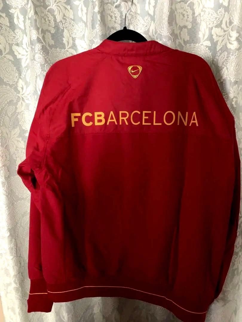 【希少】新品　NIKEナイキ　FCバルセロナ　メンズブルゾン　Mサイズ