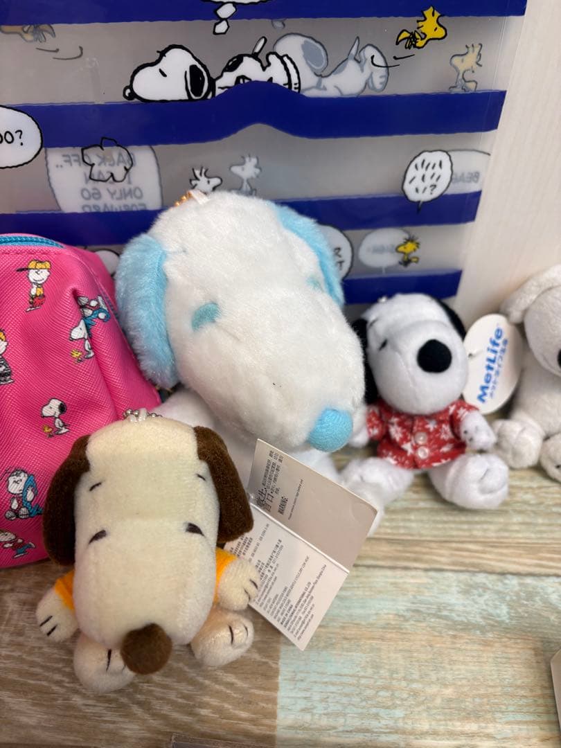 スヌーピー　peanuts ぬいぐるみ　ポーチ　文具　手袋　イヤーマフ　まとめ売