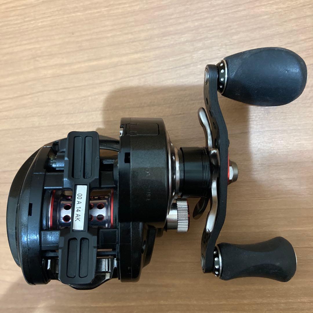 アブガルシア　レボ　エリート7 Abu Garcia Revo Elite 左