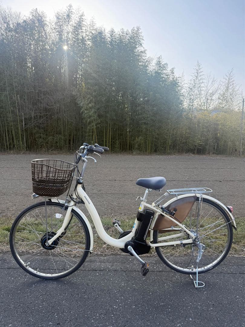 ホワイト 電動アシスト自転車 シティタイプ