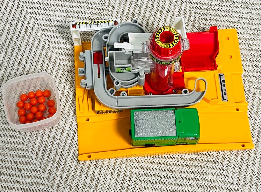 【美品】トミカタウンセット+ スシロー+ミスド+工事現場+トミカ9台まとめ売り