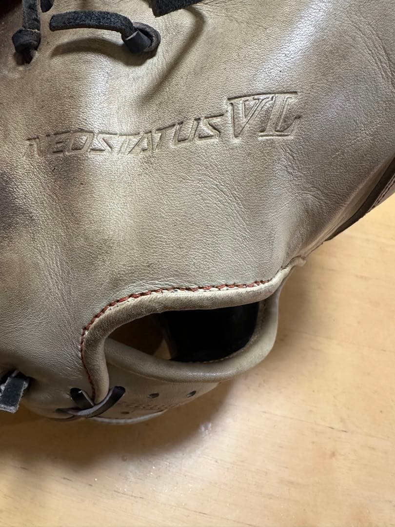ZETT硬式用ファーストミットネオステータス