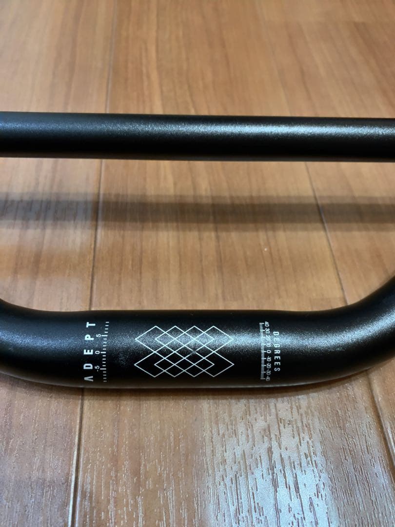 ユチャ様 [中古]ADEPTスプレッドライザーバー+cannondaleステム