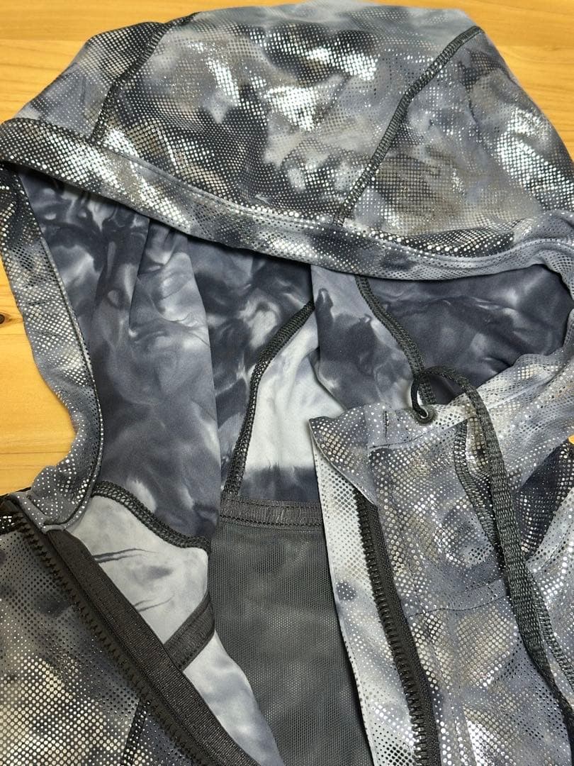 lululemonフルジップジャケット サイズ2