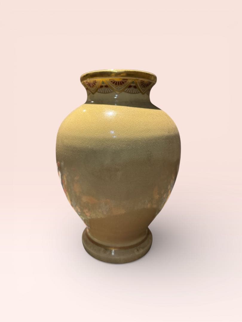 【和風、洋風どちらでも合うインテリアに】陶器花瓶 H29xW24(開口部 11)
