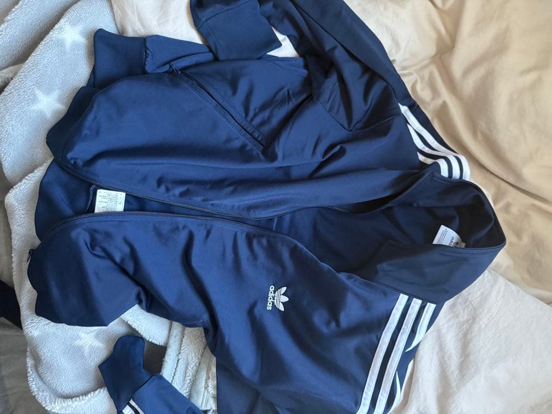 adidas ネイビー ジャージジャケット