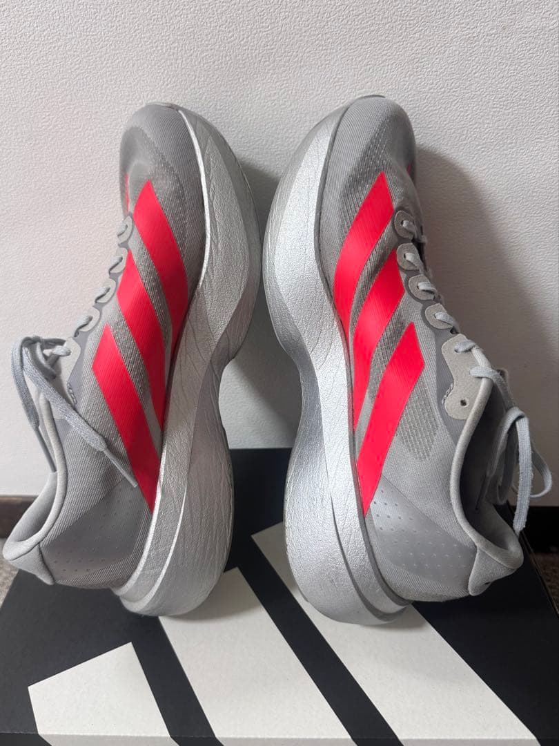 adidas アディゼロEVO SL
