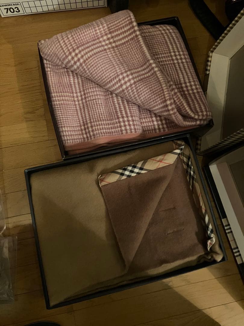 【2セット】バーバリーとアキュアスキュータム のカシミヤ毛布