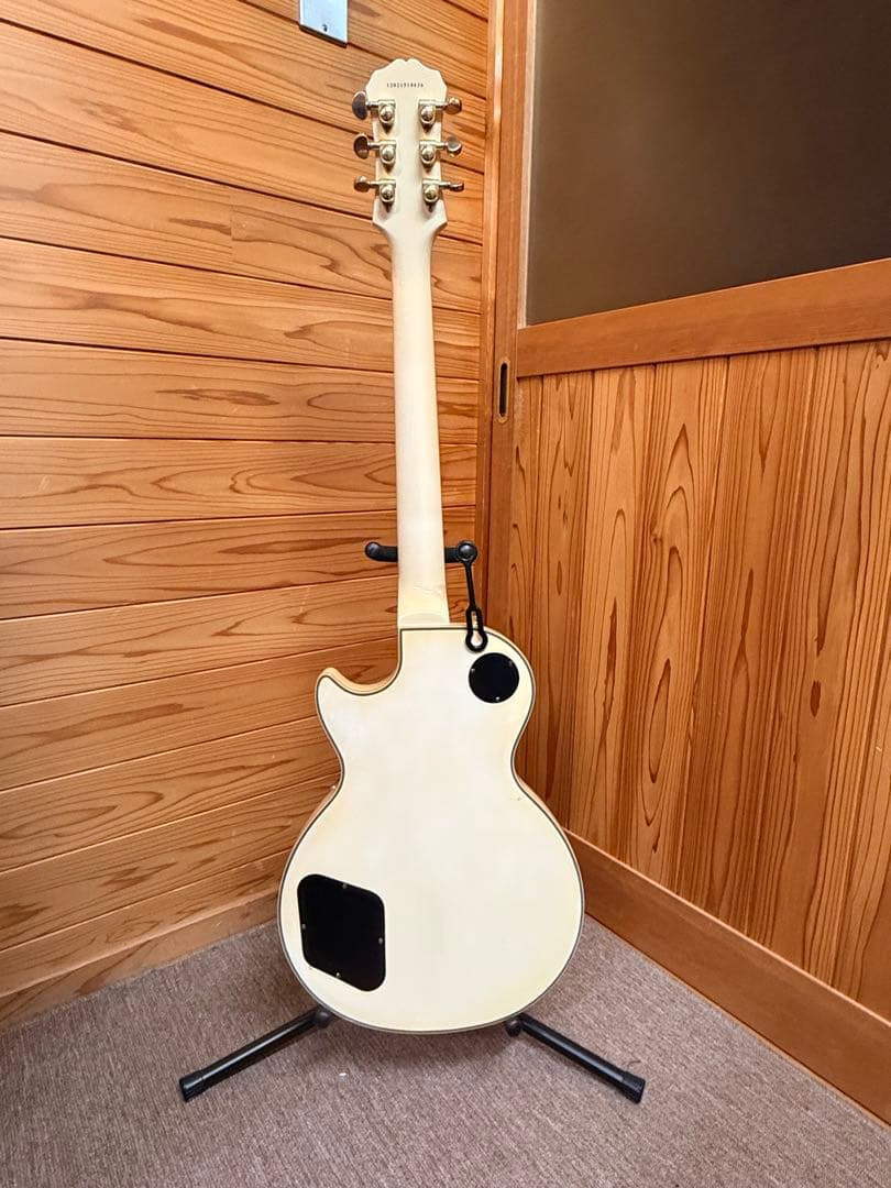 Epiphone LesPaulカスタム ホワイト ハードケース付属