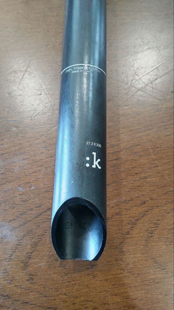 fi'zi:k フィジーク シートポスト 27.2mm CYRANO00