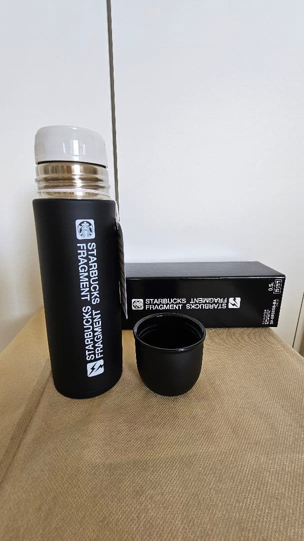 新品　未使用スターバックス 水筒 SV-GR055S-BA 0.5L ブラック