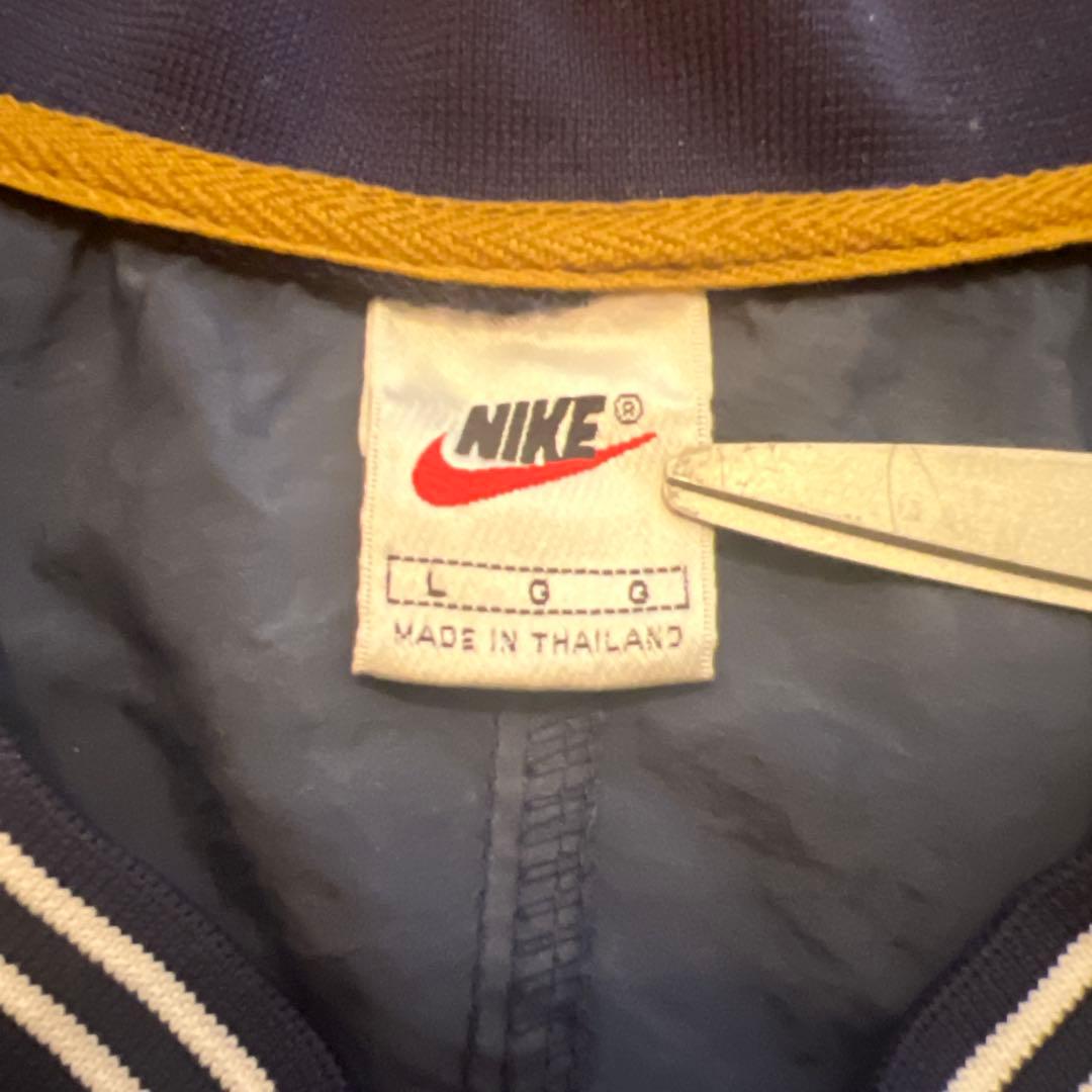 Nike ネイビー プルオーバー ウォームアップウェア